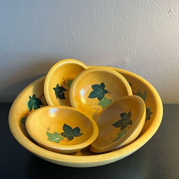 Munising vintage wooden ivy painted set of 5 bowls - Picture 8 of 12